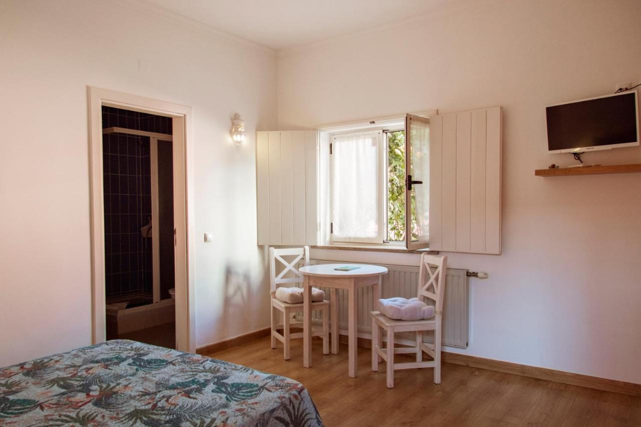 Casa Viana - Guesthouse カバナス・デ・タビラ エクステリア 写真