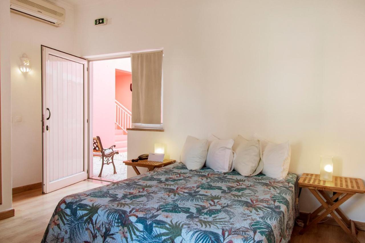 Casa Viana - Guesthouse カバナス・デ・タビラ エクステリア 写真